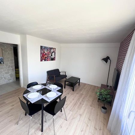 Ambiance, Convivialite Et Emplacement Orléans Exterior foto